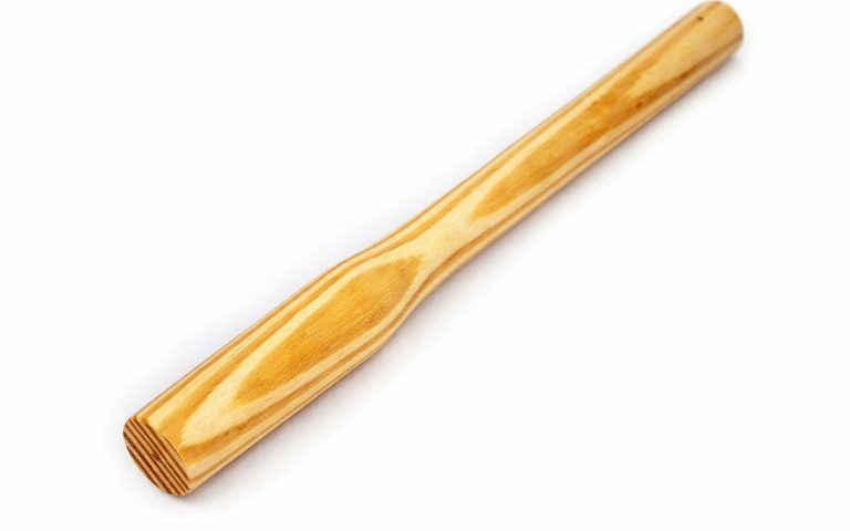 Qual a melhor madeira para cabos de ferramentas que exigem alta resistência?